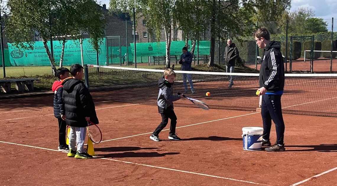 TC Stockheim startete die Tennis-Saison mit einem Fest für Kinder.